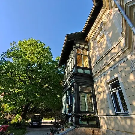 Petterhof *